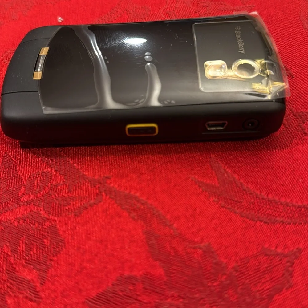 Nextel Blackberry curve 8350i new in box